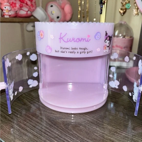 Kuromi Rotating Organizer - Picture 2 of 4